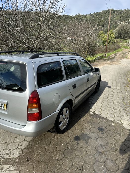 Opel Astra, Ano 2001