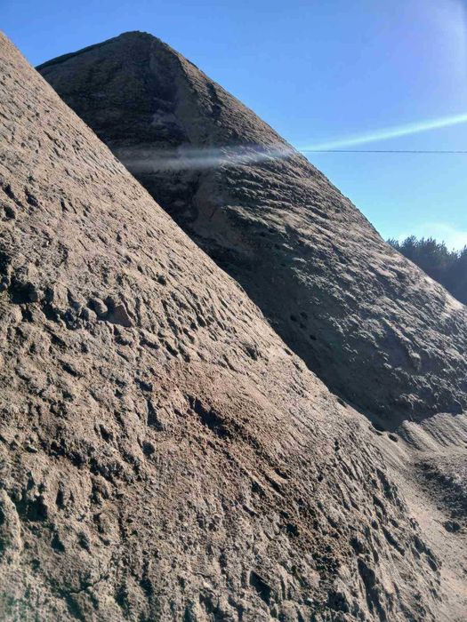 Пісок, суміш піщано-грунтова, земля з кар'єру