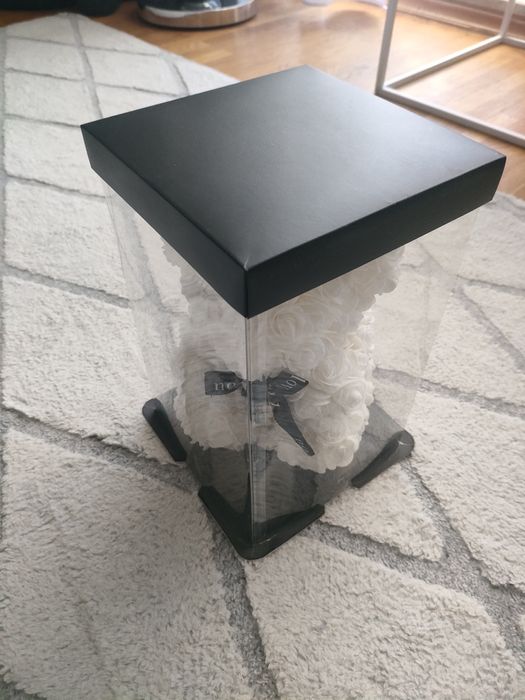 Misiu z róż biały