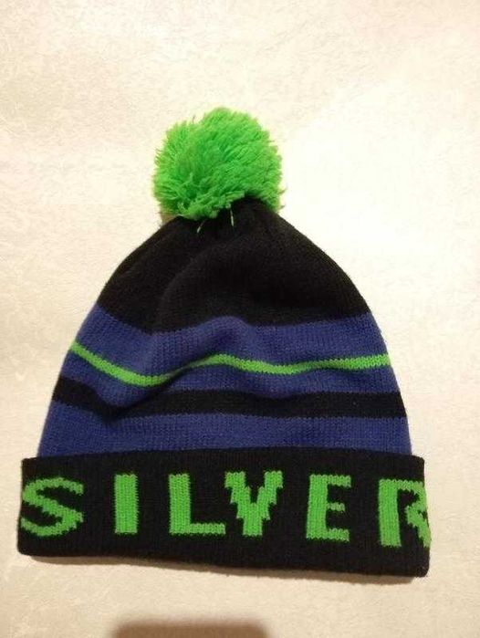 Quicksilver шапка на флисе