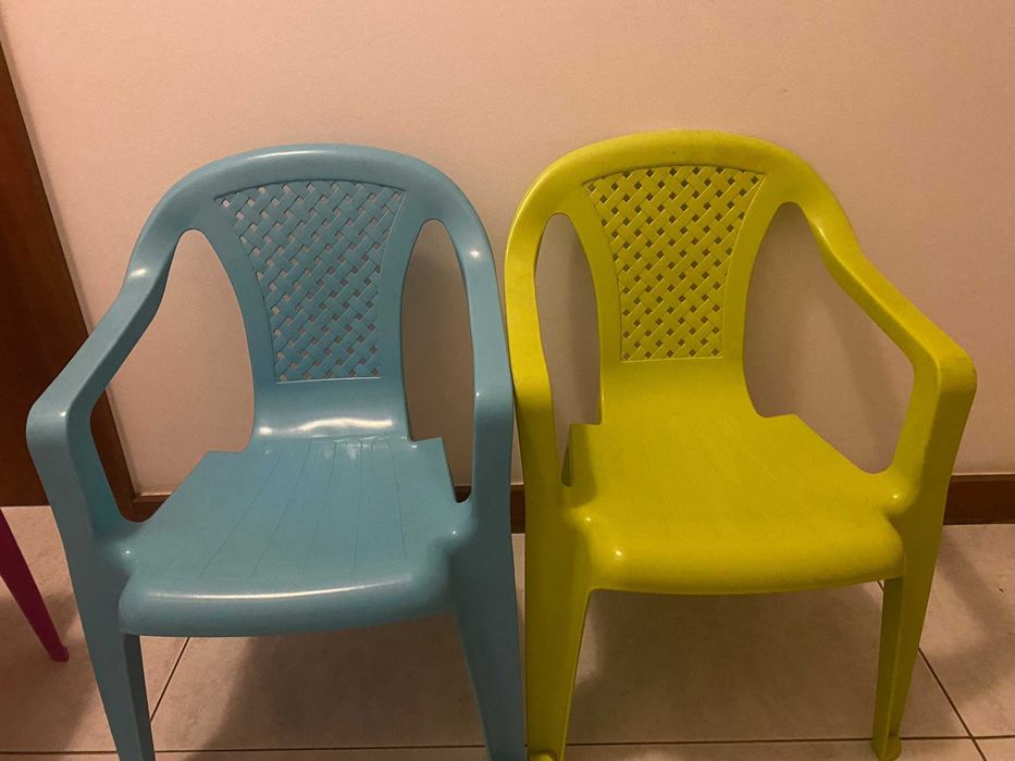 Mesa e duas cadeiras