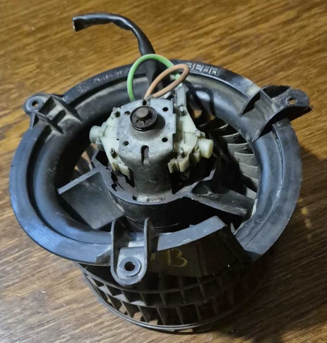 Wentylator  Nawiewu MERCEDES BENZ W 201 190 (82-93r.) Oryginalny BEHR