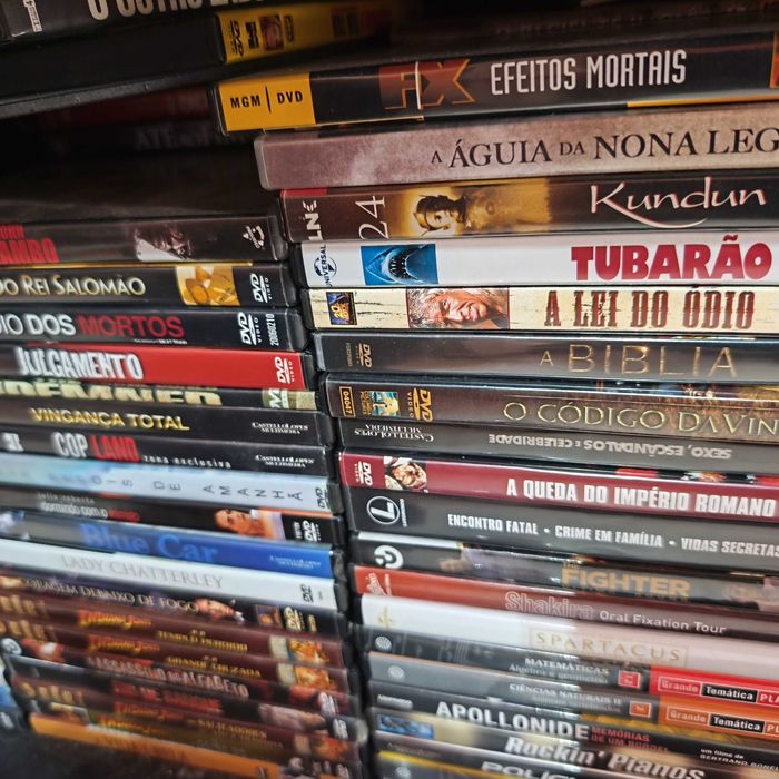 300 DVDs de boa qualidade