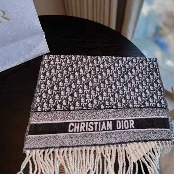 Szalik kaszmir Christian Dior Cashmere Prezent mikołaj choinka