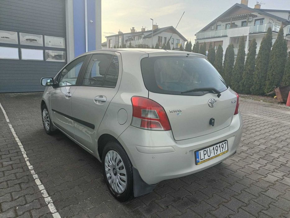 Toyota Yaris 2010r