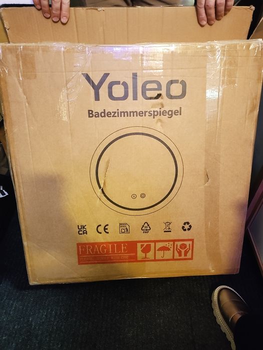 Lustro łazienkowe podświetlane