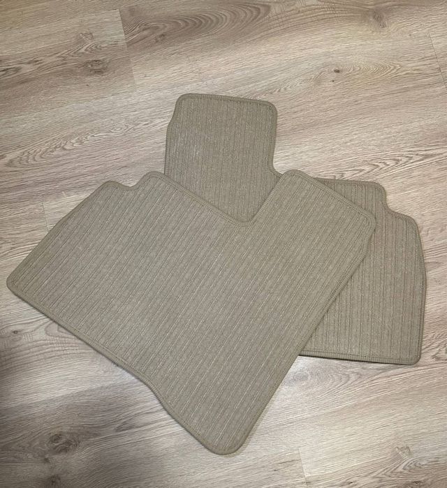 НОВІ Оригінальні килимки Mercedes-Benz S-Class W221