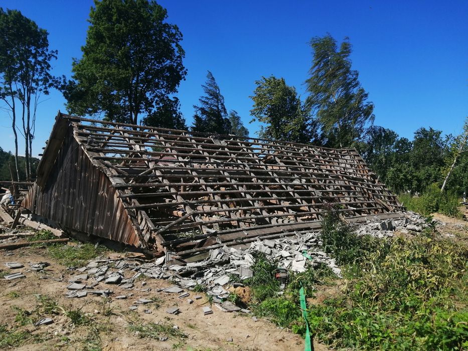 Skup starego drewna stodół szopy rozbiórka stodół wymiana desek
