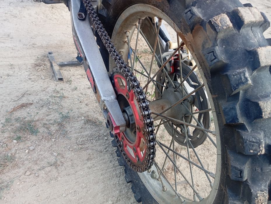 Vendo Honda CRF250R (2004) – Excelente Estado