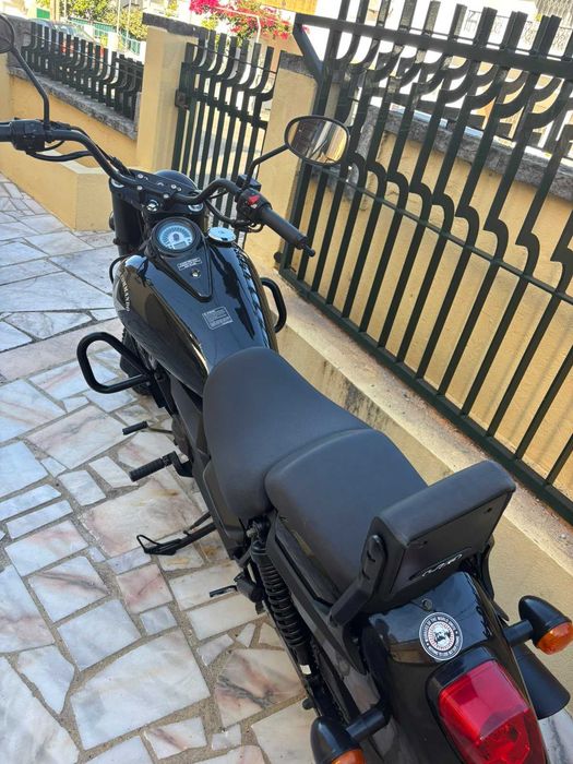 mota UM renegade 125cc