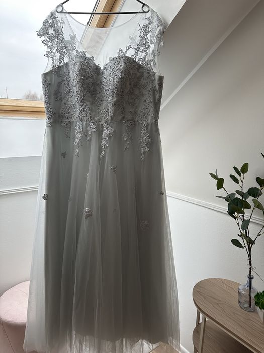 Suknia 46-58 ślubna