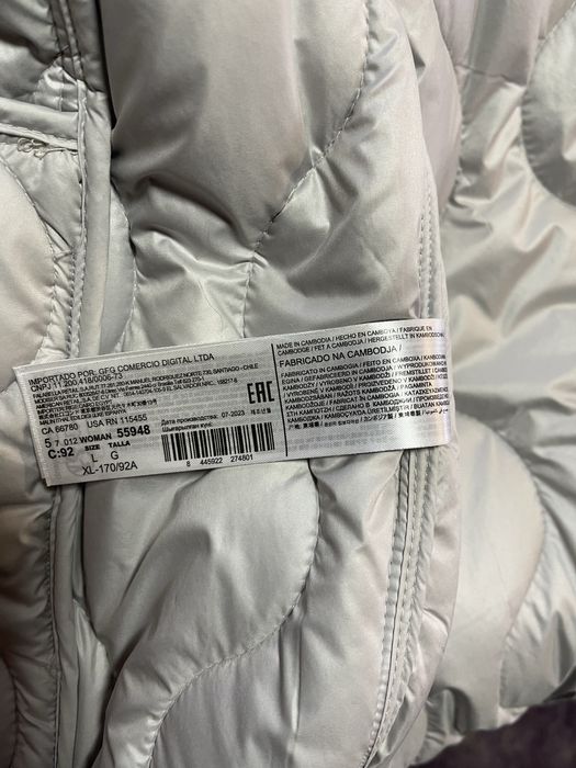 Стильна куртка анорак водонепроникна mango