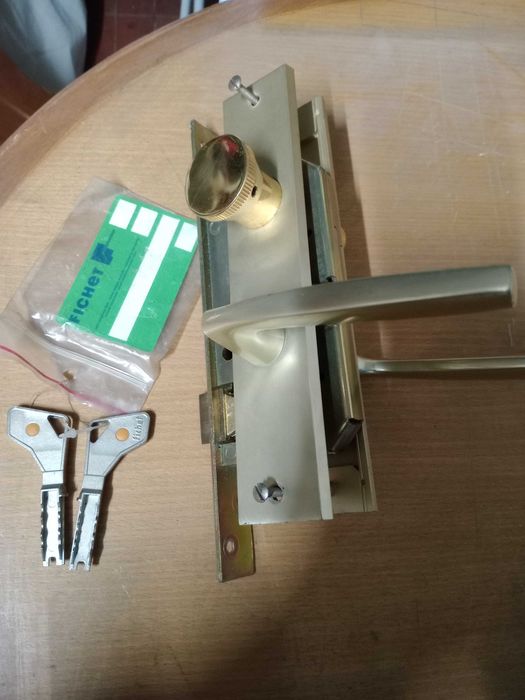 Fechadura de segurança FICHET