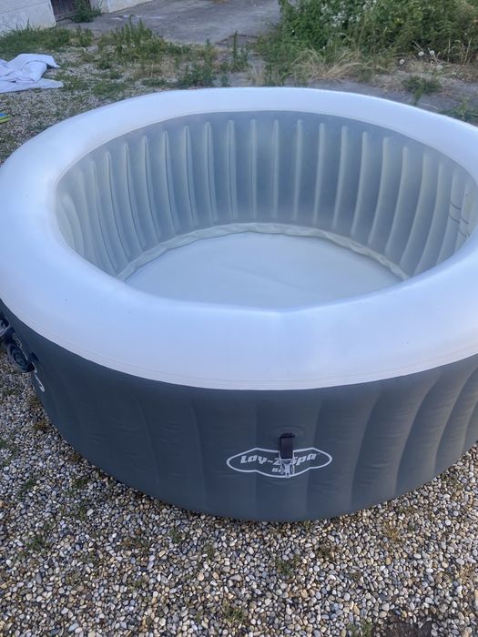 Jacuzzi Lay Z Spa Bali
