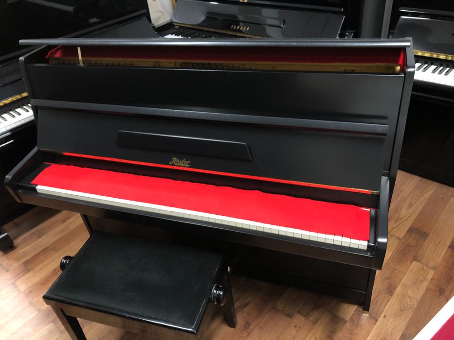 Pianino czarne Rosler petrof