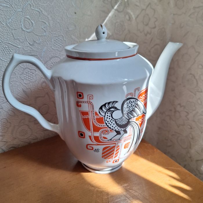 Редкий чайник из сервиза ,, Жар-птица,,, абстракция