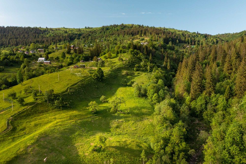 Земельна ділянка на межі м. Яремче та с. Микуличин 140 соток