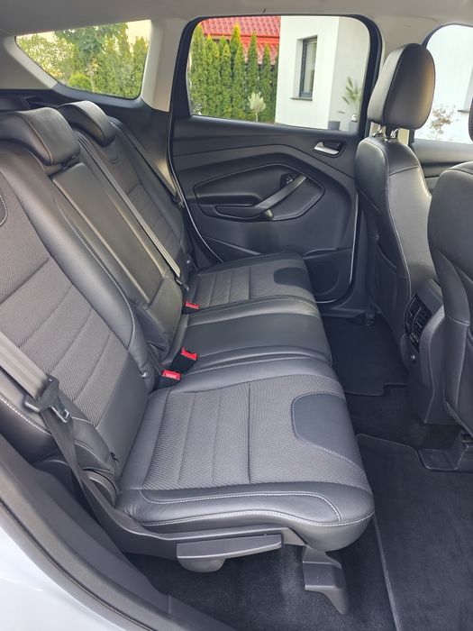 Ford Kuga Titanium 2015r Bezwypadkowa