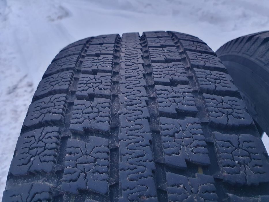 Резина р16 206/60 4ШТ цена за 4шт3999