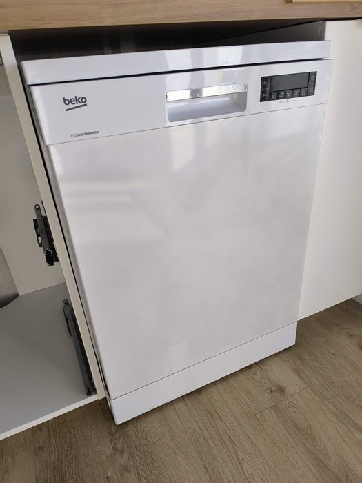 Máquina de lavar loiça Beko