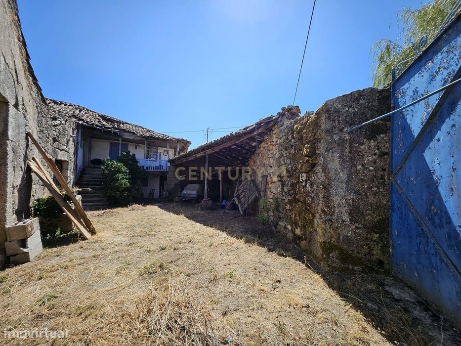 Casa De Pedra Para Reabilitar | Moreirinhas – Trancoso