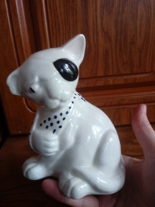 Porcelana kotek niebieski