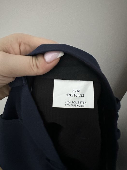 Granatowy gatnitur meski Guittard