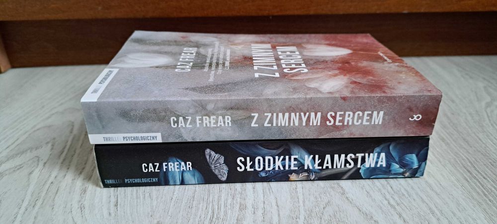 2x Caz Frear Z zimnym sercem + Słodkie kłamstwa   JAK NOWE