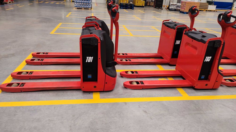 Wózek widłowy Linde T16 2023r