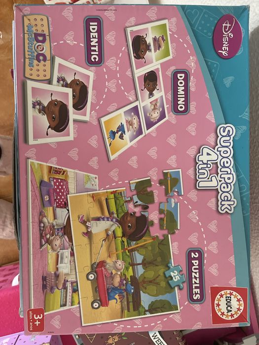 Conjunto de 3 puzzles + jogo profissoes