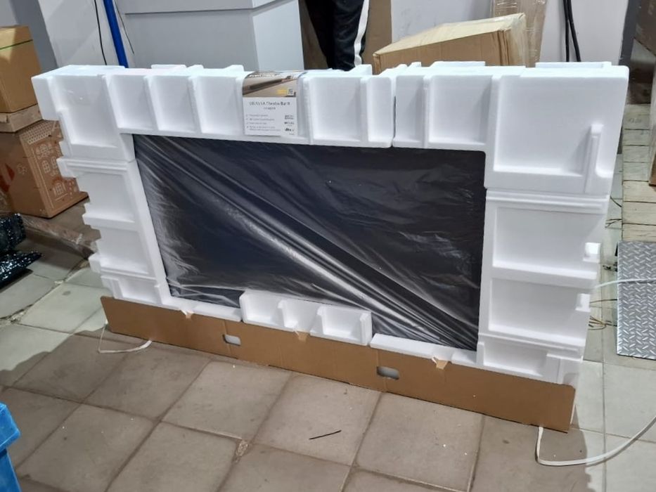 Телевізор Sony Bravia 8 OLED 55XR80, 65XR80, 77XR80 (2025)