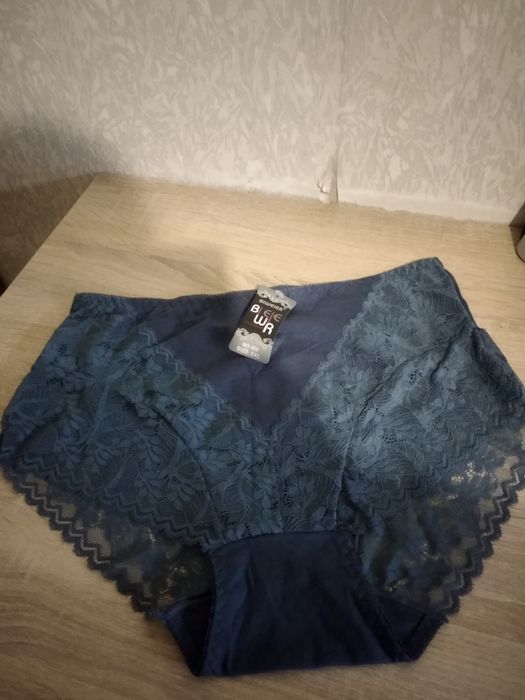 Трусики новые стрейчевые