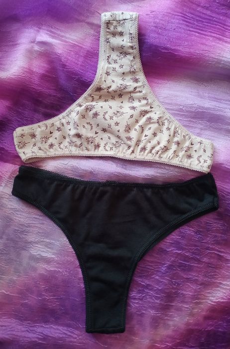 Stringi damskie bawełniane - 2 sztuki