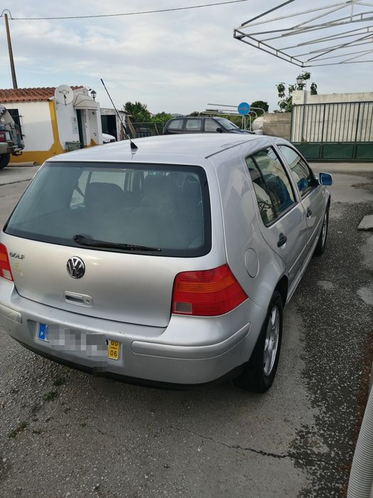 Venda de peças Volkswagen Golf lV 1.4 gasolina 16 Válvulas ar condicio