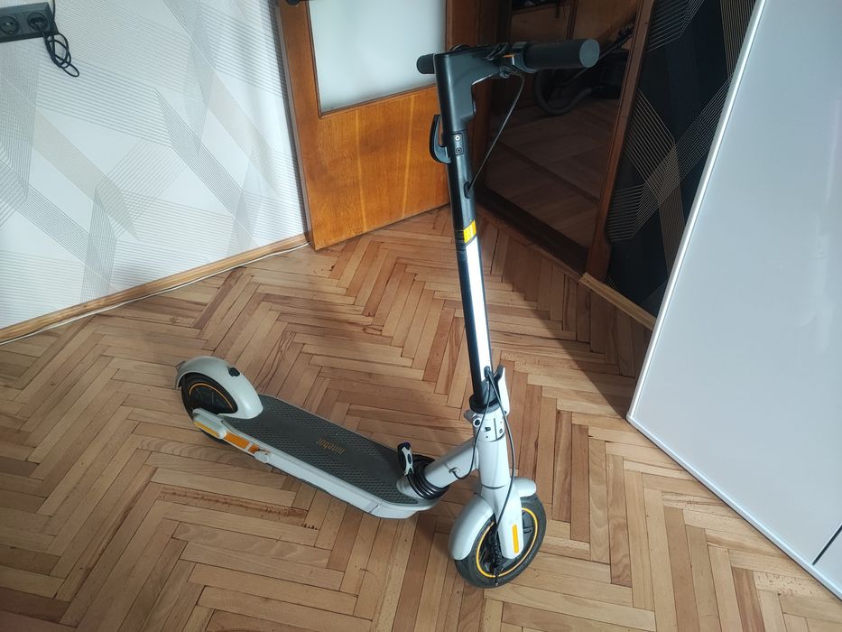 Електро Самокат Ninebot MAX g30