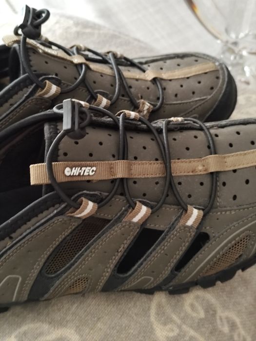 Sapato/Sapatilha de campismo NR 41 novos  da marca HI-TEC