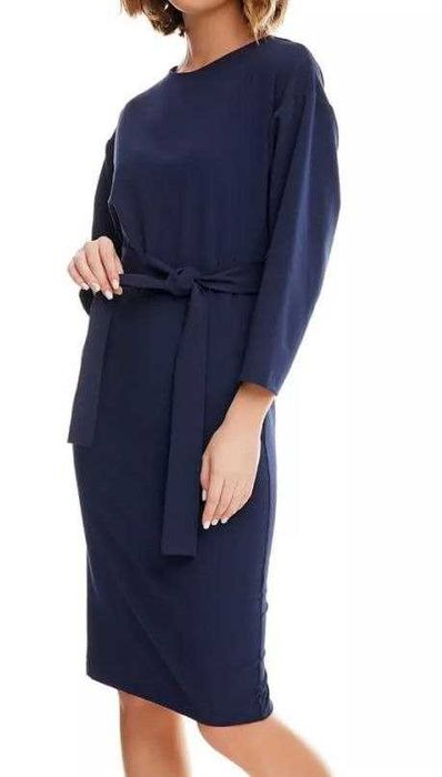 Продам платье-футляр