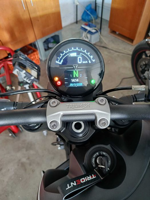 Triumph Trident 660. Como nova.