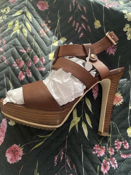 Шкіряні босоніжки бренд Respect