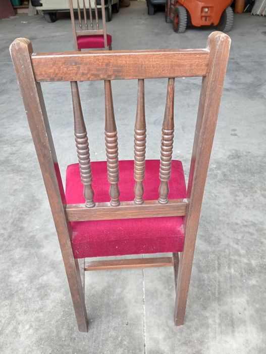 Cadeira vintage vermelha