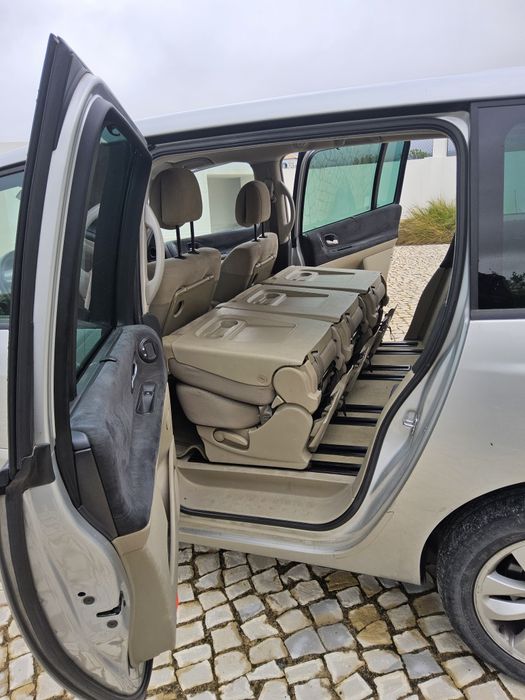 Renault Espace de 2 a 7 lugares