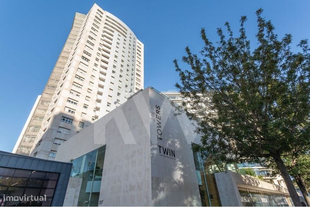 Apartamento T4 mobilado de luxo para arrendar na Twin Towers