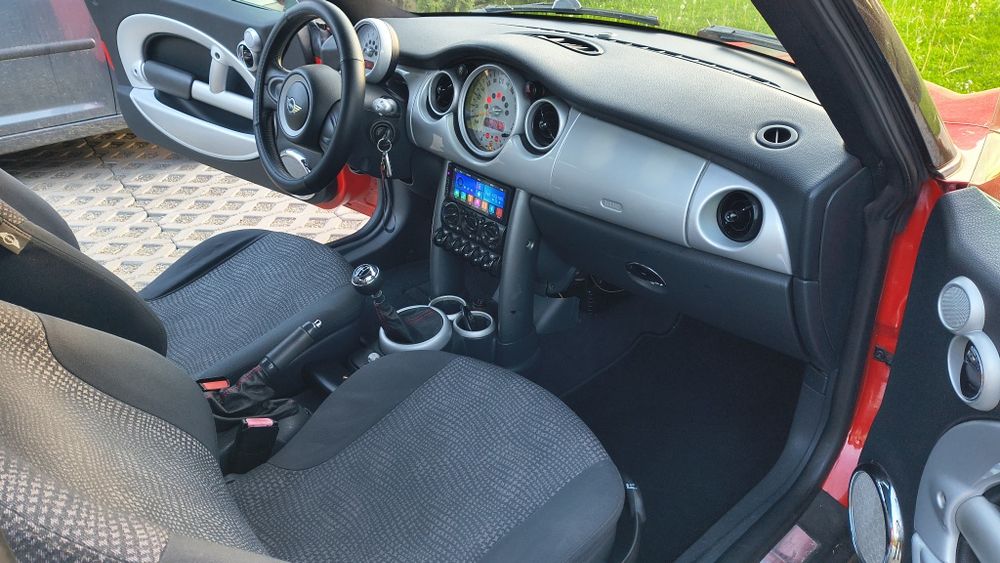Mini Cooper r50  1.6 benzyna