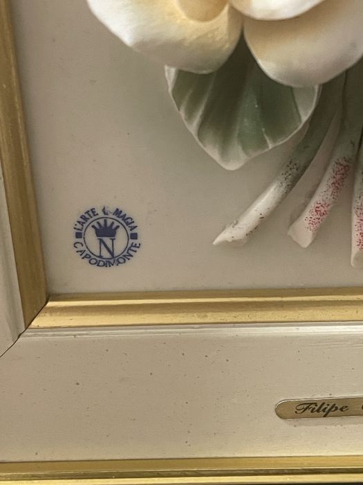 Quadro Grande Rosas Porcelana - Capodimonte