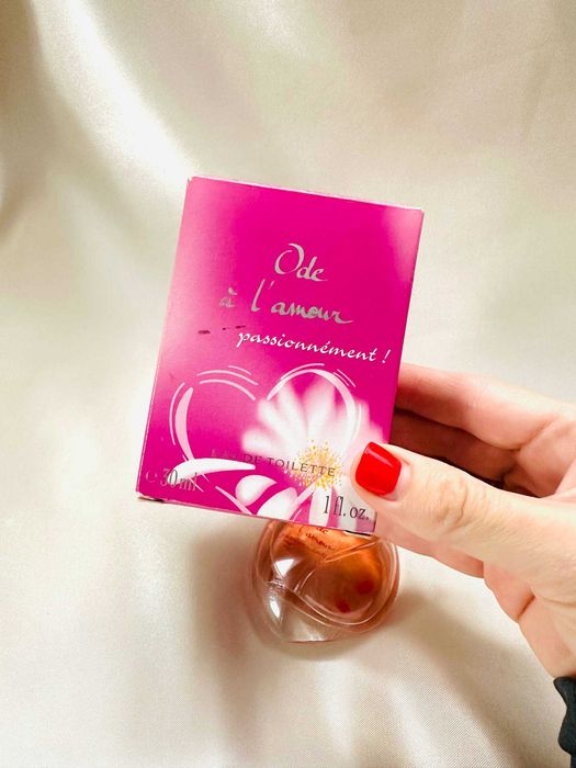 Туалетна вода ода коханню ів роше ив роше ode a lamour yves rocher 30 мл