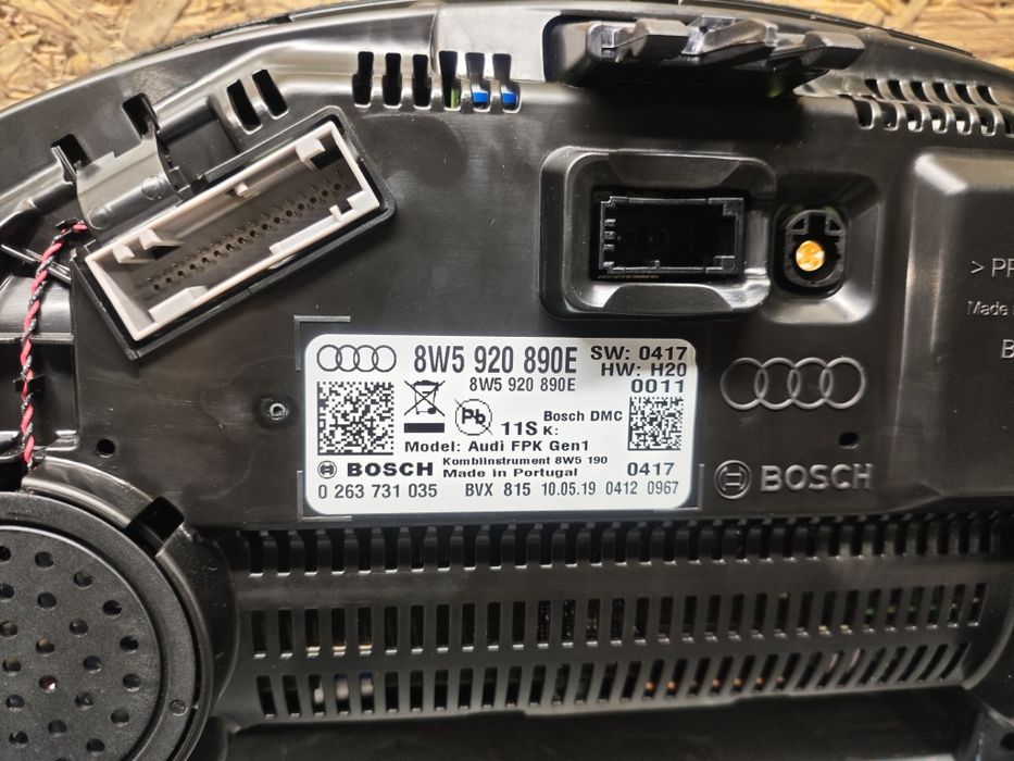 Приборка Led, щиток приборов, монитор Audi A4, A5, Q5 USA