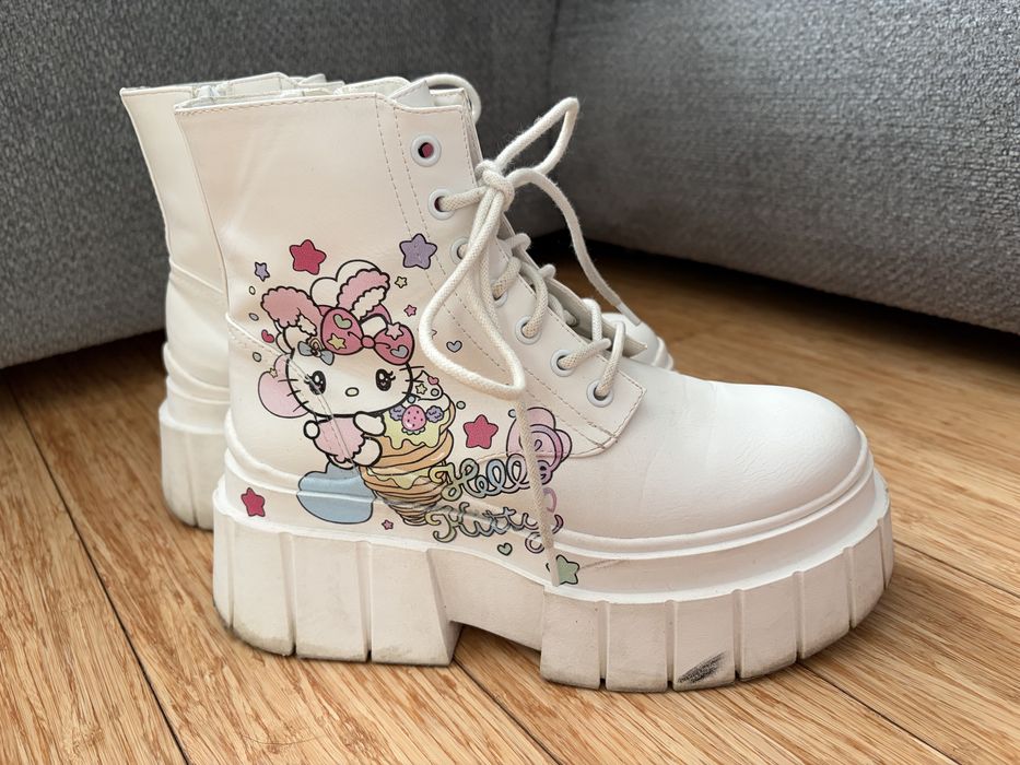 Buty hello kitty Bershka 36