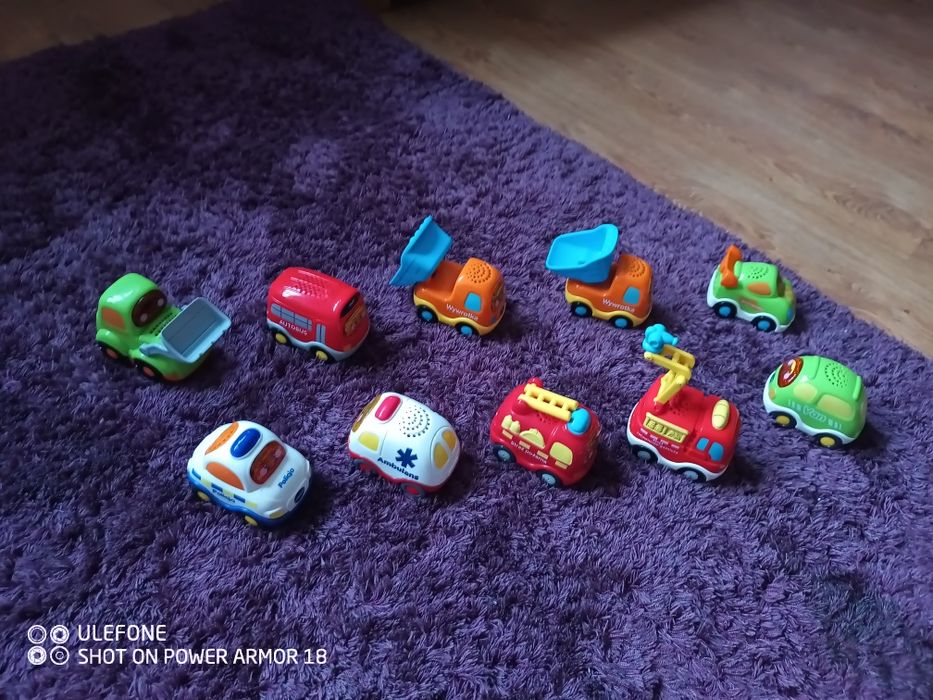 Zestaw 10 samochodzików Vtech Tut Tut Autka