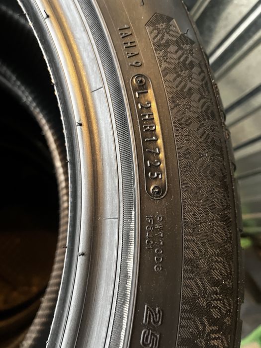 Opony zimowe Falken 255/45 R20