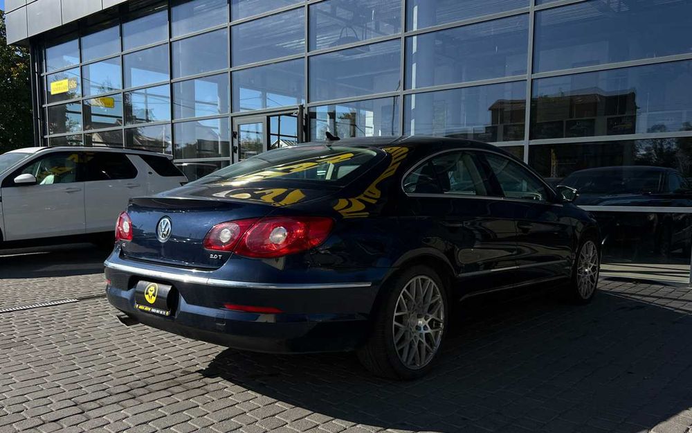 Volkswagen CC 2011